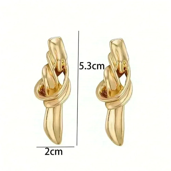 Yellow Gold Women's Knot Decor Earrings - Picture 3 of 3